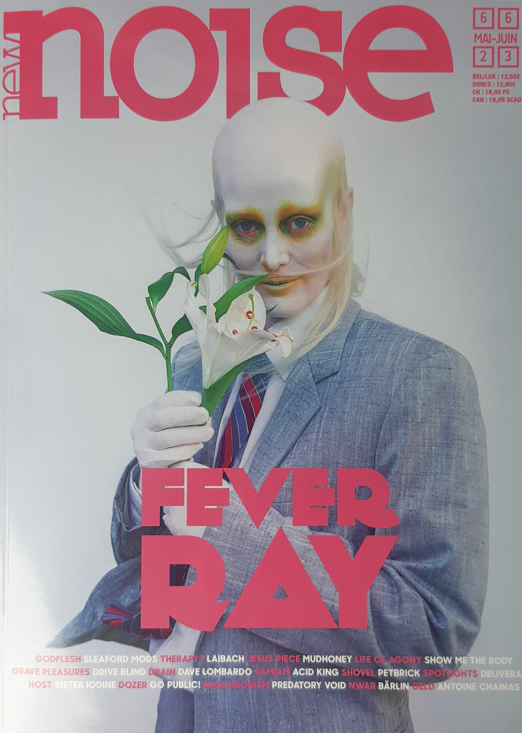 cover of the french new noise magazine